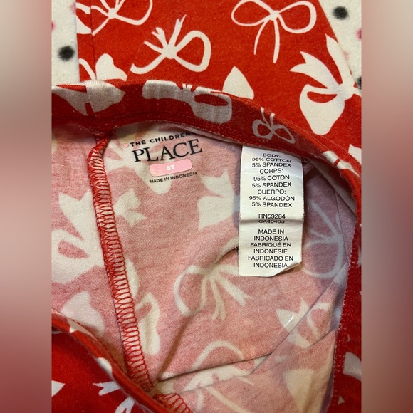 Sz 5t Holiday Leggings Red with White Bow Print Children’s Place - Picture 6 of 6